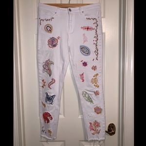 LAST CHANCE!! Rocks and indigo, boho white embroidered denim, 10